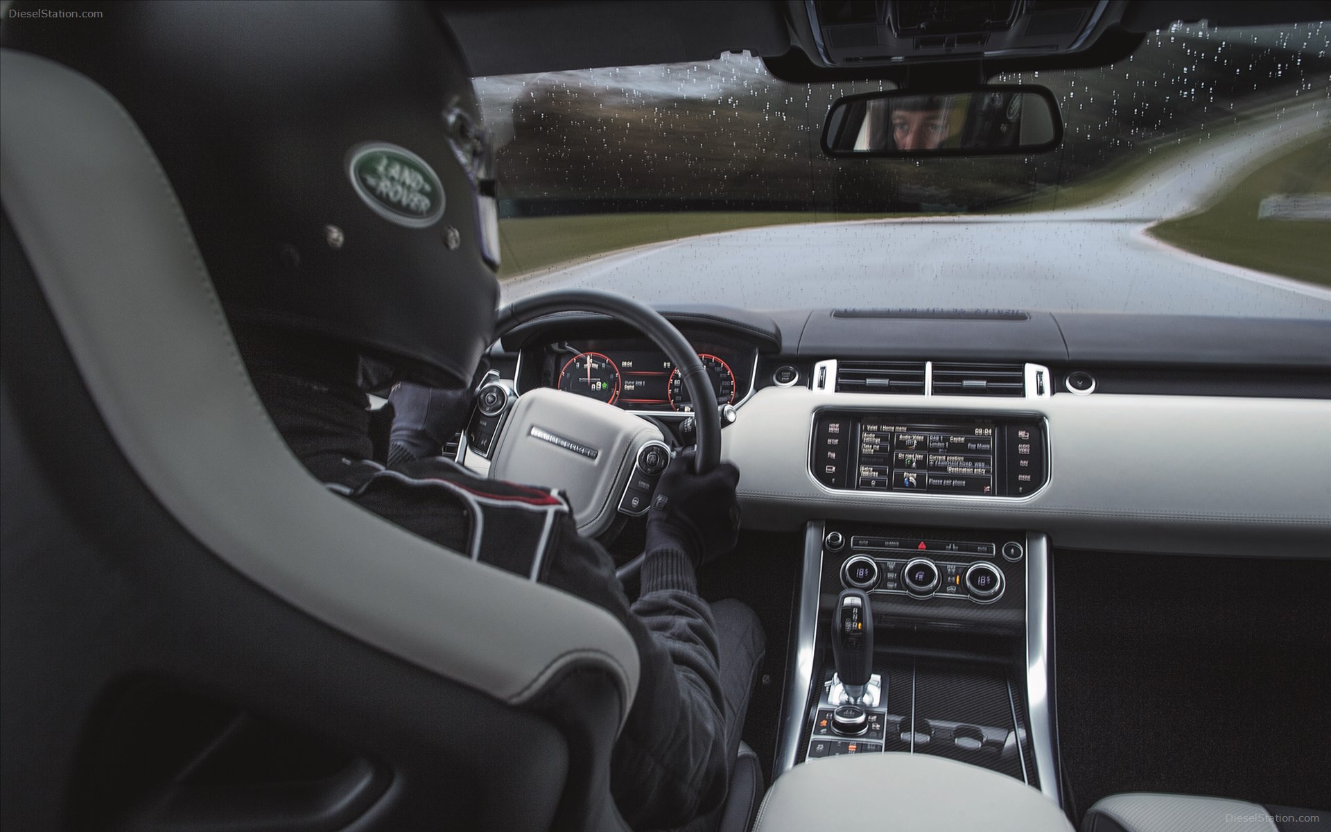 Land Rover Range Rover Sport SVR 2015